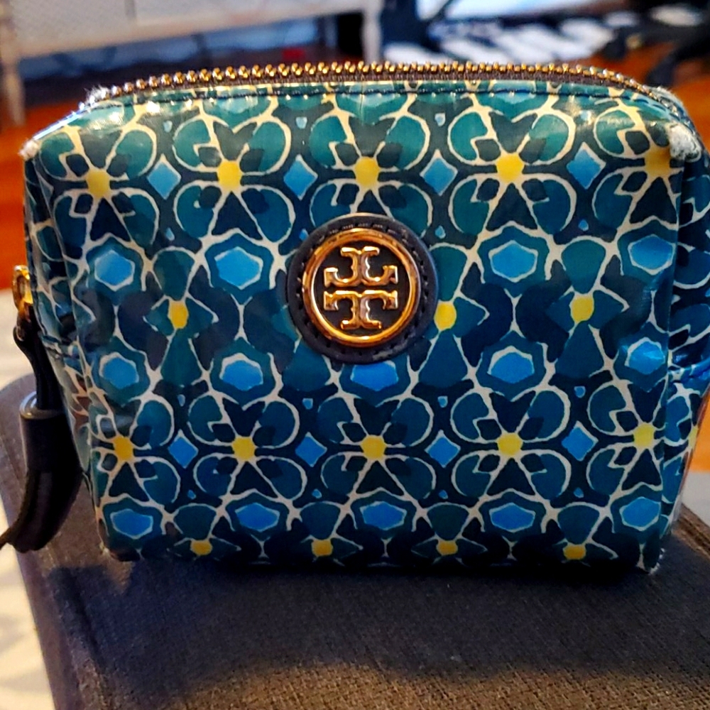 TORY BURCH SMALL COSMETIC BAG